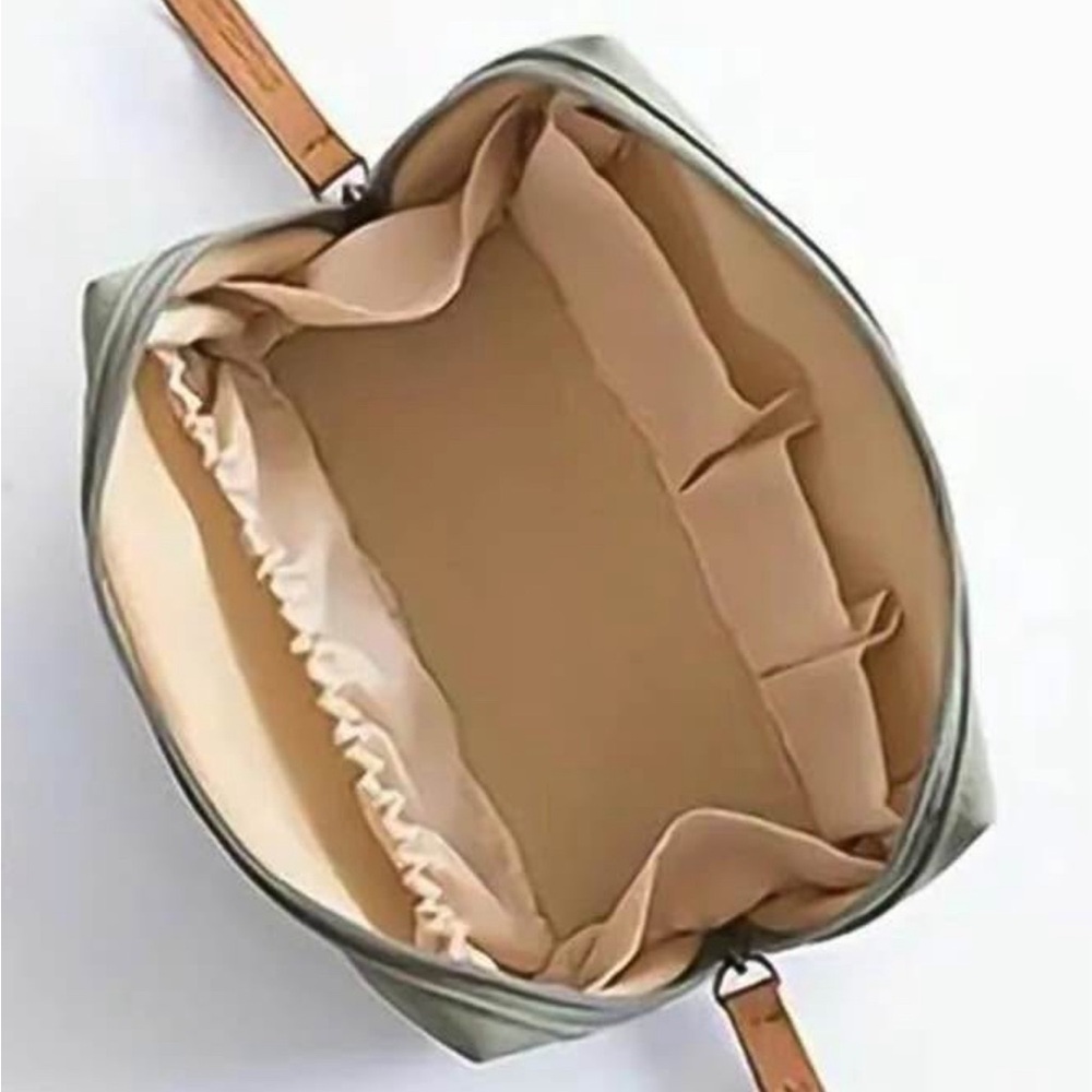 Elegant Black Women's Cosmetic Bag